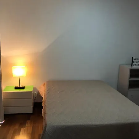 Em Casa Longe De Casa, Tao Bom! * Gaula