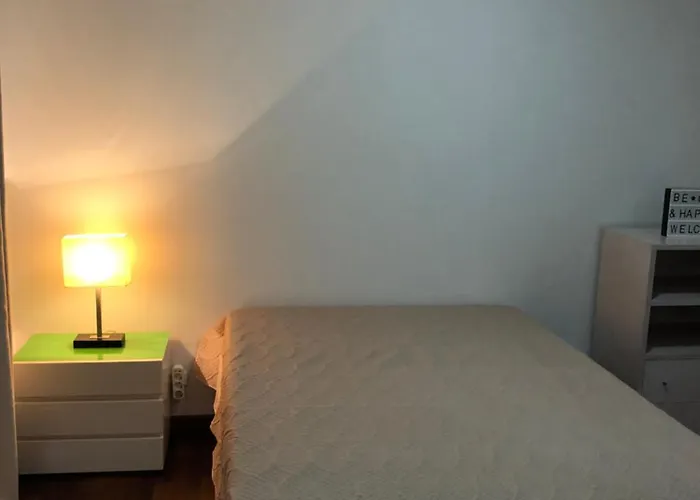 Em Casa Longe De Casa, Tao Bom! * Gaula