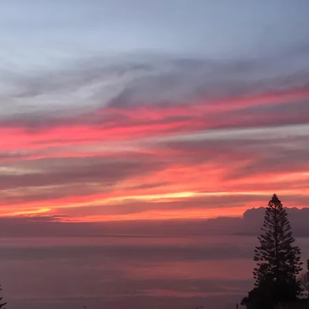 Em Casa Longe De Casa, Tao Bom! *