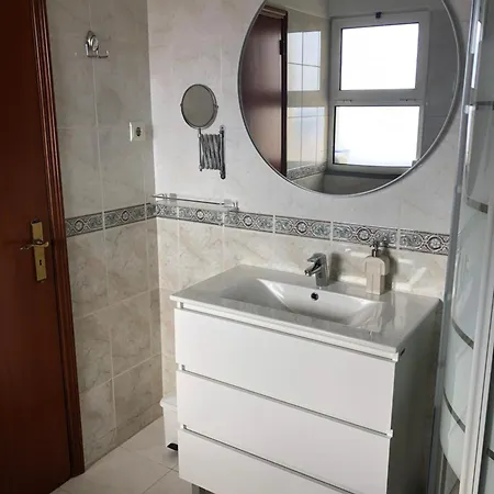 Em Casa Longe De Casa, Tao Bom! Gaula