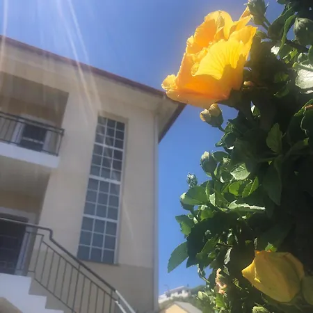 Em Casa Longe De Casa, Tao Bom! *