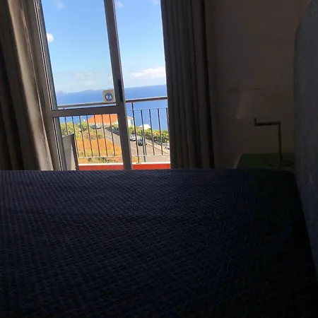 Em Casa Longe De Casa, Tao Bom! Проживание в семье Гаула