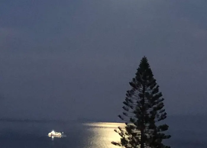 Em Casa Longe De Casa, Tao Bom! *